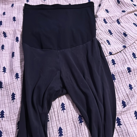 Motherhood maternity leggings - Picture 2 of 4